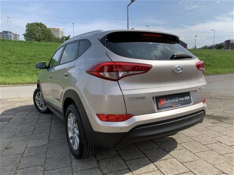 Hyundai Tucson - 1.6 Comfort Navigatie Camera Pdc Trekhaak - 1