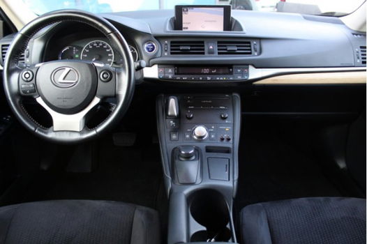 Lexus CT 200h - 25th Edition | NL-AUTO |STOEL VW | PDC | NAVI | CLIMA | CRUISE | - 1