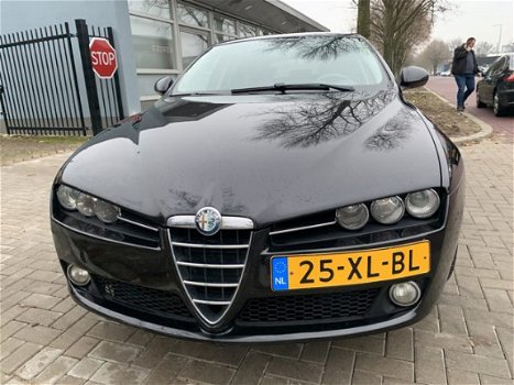 Alfa Romeo 159 Sportwagon - 2.4 JTD Q-Tronic Business - 1