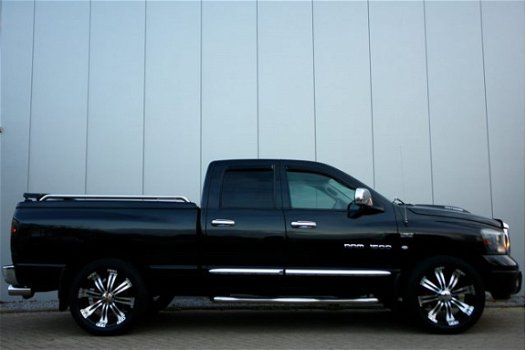 Dodge Ram 1500 - 4X4 LARAMIE 6 PERS.[MARGE] - 1