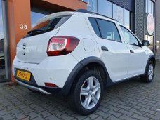 Dacia Sandero - 0.9 TCe S&S Stepway Lauréate NAVI / PDC / CRUISE