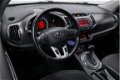 Kia Sportage - 2.0 Plus Pack Automaat Dealer Onderhouden 1e Eigenaar NL-Auto Voorstoelen Verwarmd EC - 1 - Thumbnail