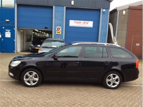 Skoda Octavia Combi - 1.2 TSI ELEGANCE BUSINESS Automaat 95.489km - 1