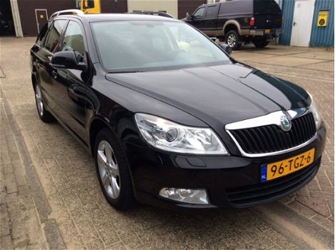 Skoda Octavia Combi - 1.2 TSI ELEGANCE BUSINESS Automaat 95.489km - 1