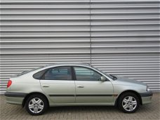 Toyota Avensis - 1.6 Sol