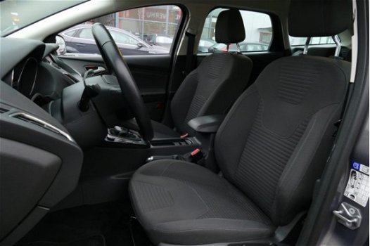 Ford Focus Wagon - 2.0 TDCI Titanium Edition 150 PK NAVIGATIE / CLIMA / CRUISE / LMV / 2X PDC / DAB+ - 1