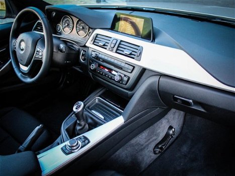 BMW 3-serie - 316i Executive Navigatie / Climatronic / Nederlandse auto - 1