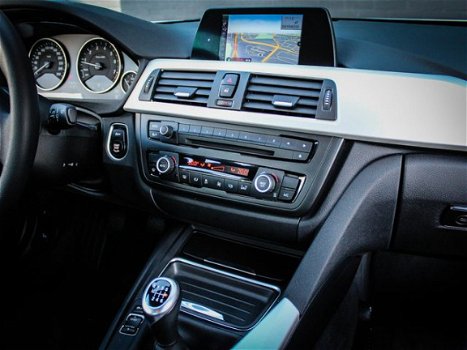 BMW 3-serie - 316i Executive Navigatie / Climatronic / Nederlandse auto - 1