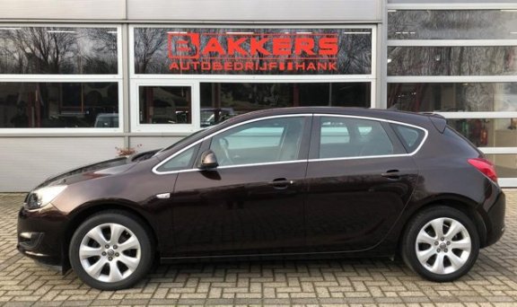 Opel Astra - 1.4 Turbo Blitz - 1