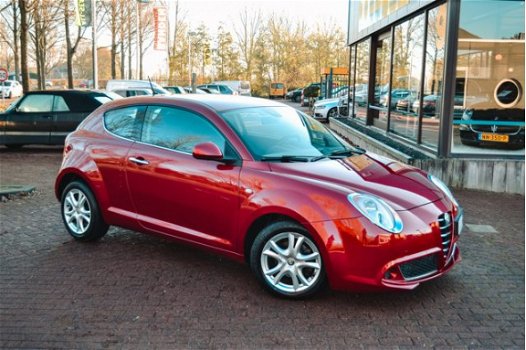 Alfa Romeo MiTo - 1.4 T Distinctive AUTOMAAT/ ECC/ EL.RAMEN/ AIRCO/ CV/ LMV/ ETC - 1