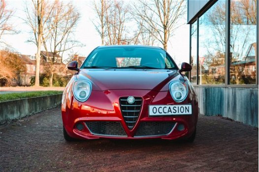 Alfa Romeo MiTo - 1.4 T Distinctive AUTOMAAT/ ECC/ EL.RAMEN/ AIRCO/ CV/ LMV/ ETC - 1