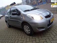 Toyota Yaris - 1.0 VVTi Acces 5 deurs zeer mooie auto