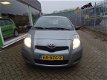 Toyota Yaris - 1.0 VVTi Acces 5 deurs zeer mooie auto - 1 - Thumbnail