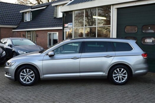 Volkswagen Passat Variant - 1.6 TDI Comfortline Panoramadak | Trekhaak - 1