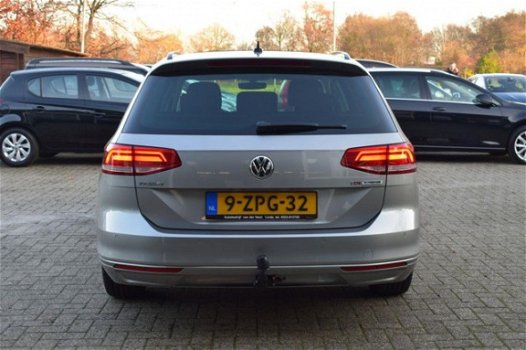Volkswagen Passat Variant - 1.6 TDI Comfortline Panoramadak | Trekhaak - 1