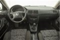 Volkswagen Golf - 1.4-16V Trendline Radio - 1 - Thumbnail