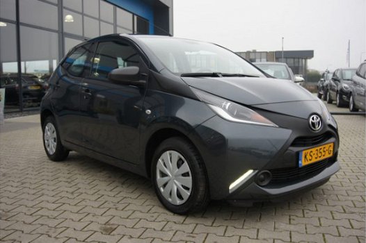 Toyota Aygo - X-Fun Airco + 6mnd bovag - 1