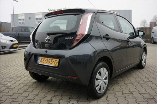 Toyota Aygo - X-Fun Airco + 6mnd bovag - 1