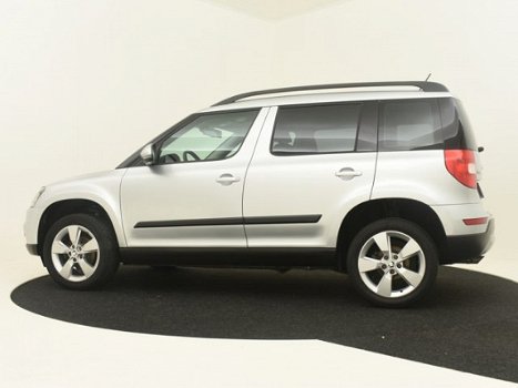 Skoda Yeti Outdoor - 1.2 TSI 105PK Ambition | Airco | Cruise Control | 17'' LMV | Radio CD | Bluetoo - 1