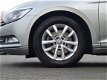 Volkswagen Passat Variant - 1.6 TDI Comfortline / Pano / Xenon / DAB+ / Navi - 1 - Thumbnail