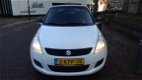 Suzuki Swift - 1.2 94pk 5D Bandit RIJKLAAR PRIJS - 1 - Thumbnail