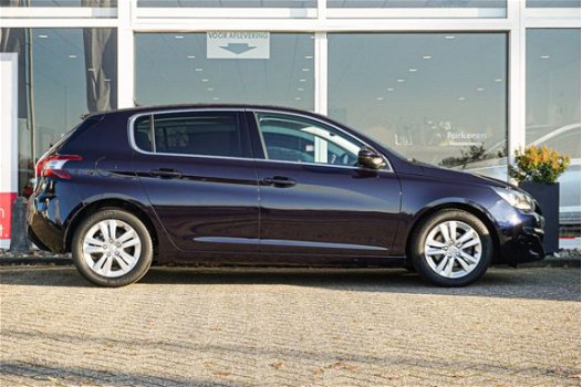 Peugeot 308 - 1.6 BlueHDi 120pk Blue Lease Executive + Panoramadak + Navigatie - 1