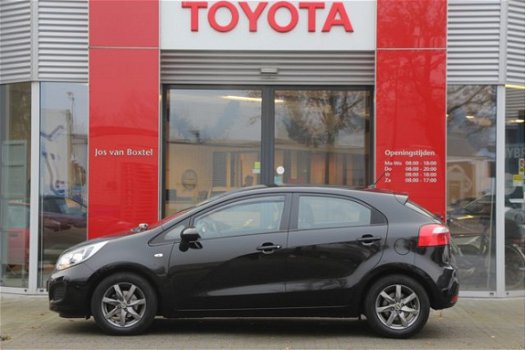 Kia Rio - 1.2 CVVT Comfort Pack *NAVIGATIE / TREKHAAK - 1