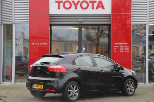 Kia Rio - 1.2 CVVT Comfort Pack *NAVIGATIE / TREKHAAK - 1