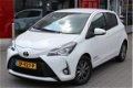Toyota Yaris - 1.5 VVT-i Dynamic *AUTOMAAT / NAVIGATIE / BLUETOOTH - 1 - Thumbnail