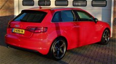 Audi A3 Sportback - 1.4 TFSI S-line Ambition Xenon 18 inch Uitstraling