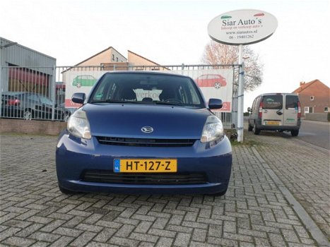 Daihatsu Sirion 2 - 1.0-12V Trend Airco, weinig kmstand nette auto - 1