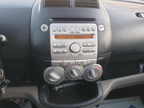 Daihatsu Sirion 2 - 1.0-12V Trend Airco, weinig kmstand nette auto - 1