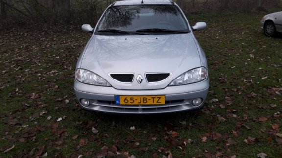 Renault Mégane Coupé - 1.6-16V Expression - 1