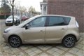 Renault Scénic - Scenic 2.0 Bose automaat NAVI CRUISE LED LEDER KEYLESS - 1 - Thumbnail