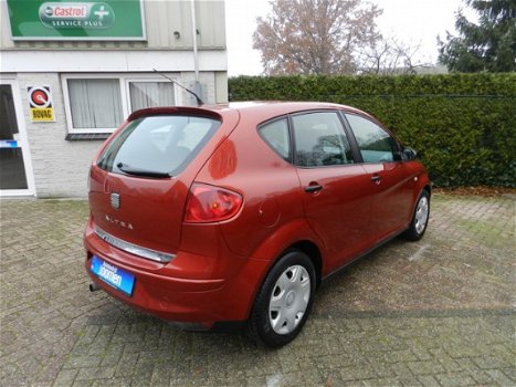 Seat Altea - 1.6 Reference - Airco - CruiseControl - Weinig KM - 1