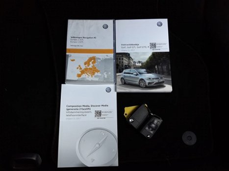 Volkswagen Golf - 1.5 TSI Comfortline * Execitive fab.garantie 2022/1 - 1