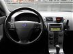 Volvo V50 - 2.4 D5 Automaat Edition II met Leer / Climate Control / Cruise Control / 16