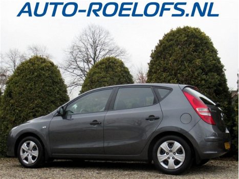 Hyundai i30 - 1.4i 5-drs / Airco - 1