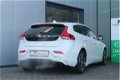 Volvo V40 - 1.6 D2 Momentum / Panoramadak - 1 - Thumbnail