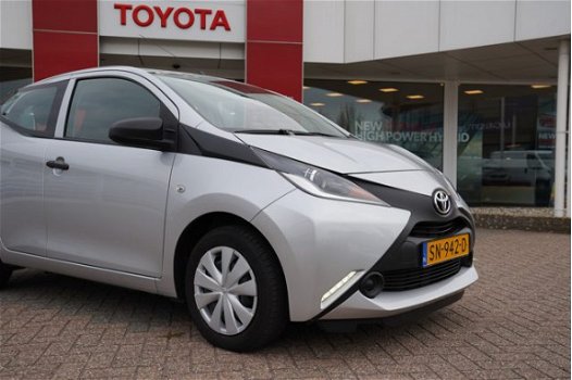 Toyota Aygo - 1.0 VVT-i 69pk 5D x-fun - 1