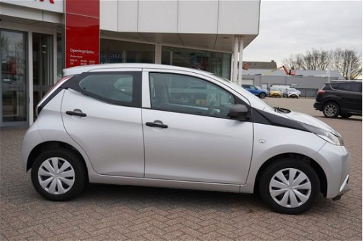 Toyota Aygo - 1.0 VVT-i 69pk 5D x-fun - 1