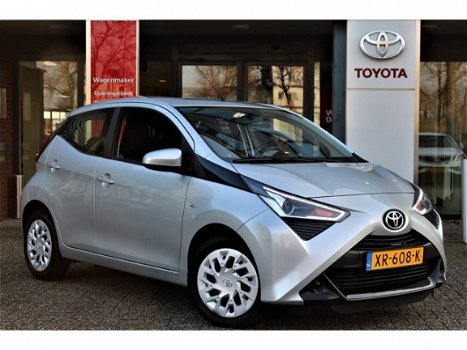 Toyota Aygo - 1.0 VVT-i x-play Apple Car Play LIM - 1