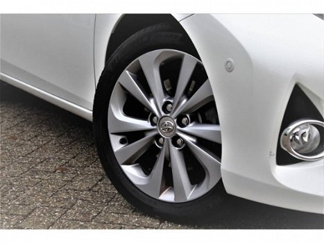 Toyota Auris - 1.8 Full Hybrid Lease Pro NL Auto Full Options - 1