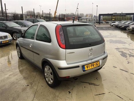 Opel Corsa - 1.8 16V SPORT - 1