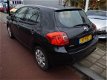 Toyota Auris - 1.6 16v VVT-i Terra - 5 Deurs - Airco - 1 - Thumbnail