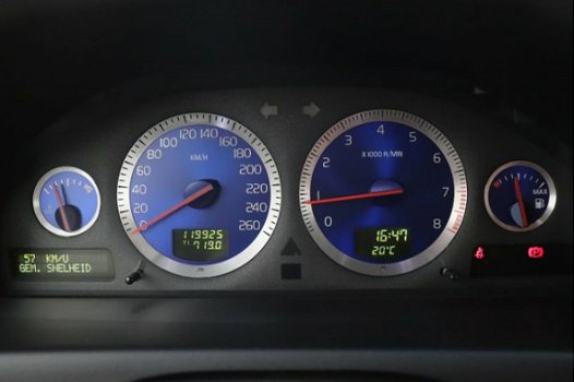 Volvo S60 - 2.5 R Navigatie Xenon FOUR-C 300PK Flash green- Atacama leder Uniek - 1