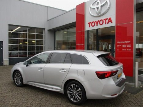 Toyota Avensis Touring Sports - 1.6 D-4D-F Lease Pro Navigatie - 1