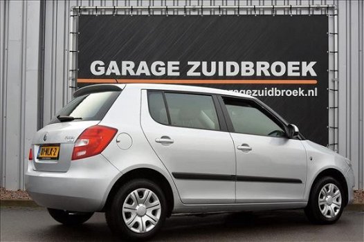 Skoda Fabia - 1.2 TSI Ambition AIRCO 115 DKM ZUINIG - 1