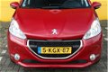 Peugeot 208 - 1.2 VTi Envy / CLIMATE / CRUISE / NAVI / PDC ACHTER / TREKHAAK / 74.000 KM - 1 - Thumbnail