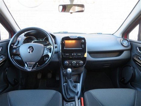 Renault Clio Estate - 0.9 TCe Expression | Trekhaak | LM | Navi | Rijklaarprijs | - 1